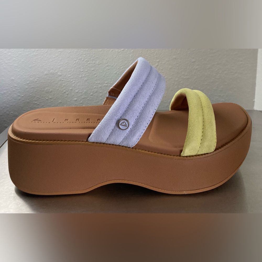 REEF ..Stylish Women's Platform Sandals in 
Lavender and yellow - Picture 12 of 16